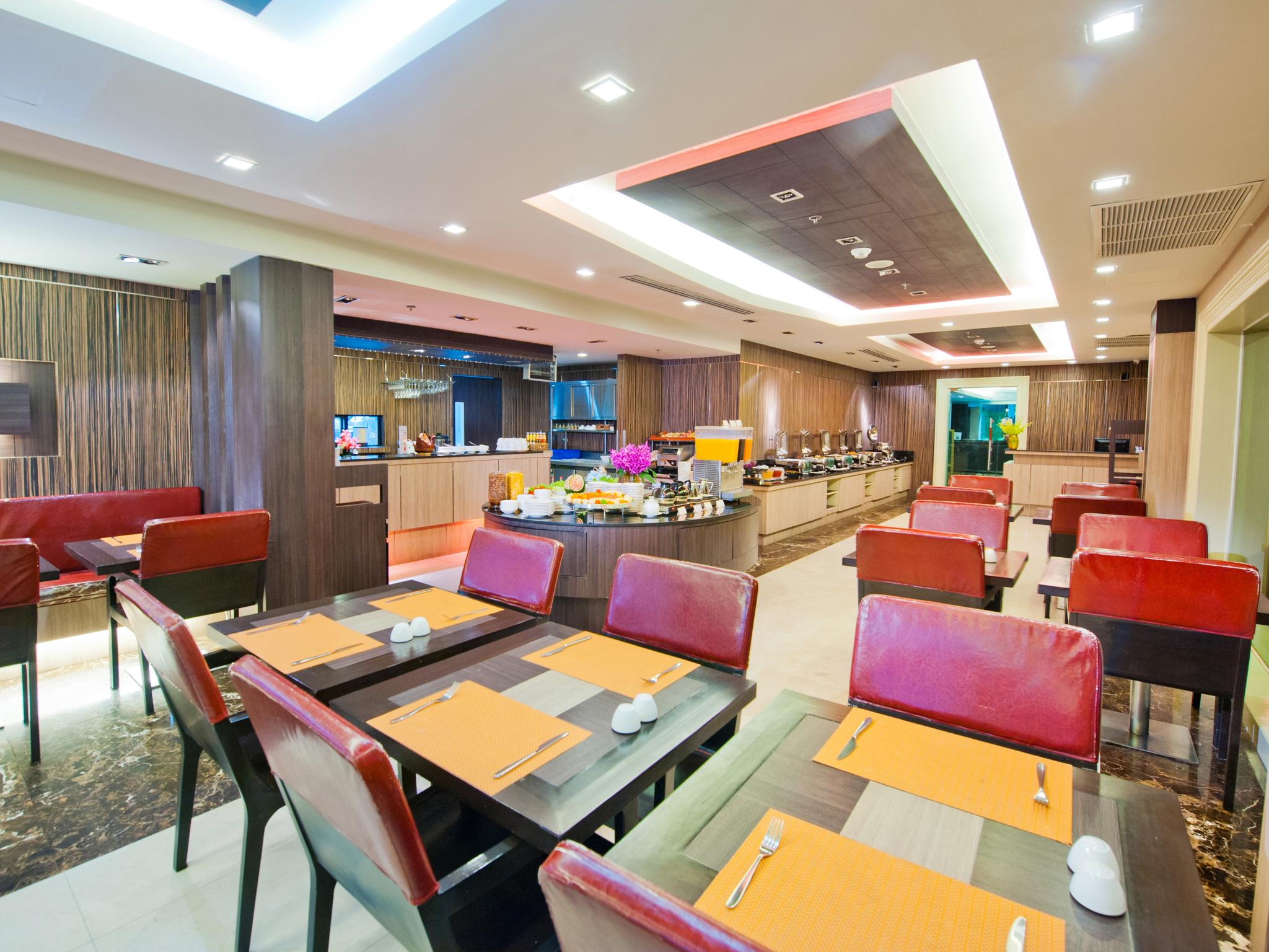 Kingston Suites Bangkok Dış mekan fotoğraf
