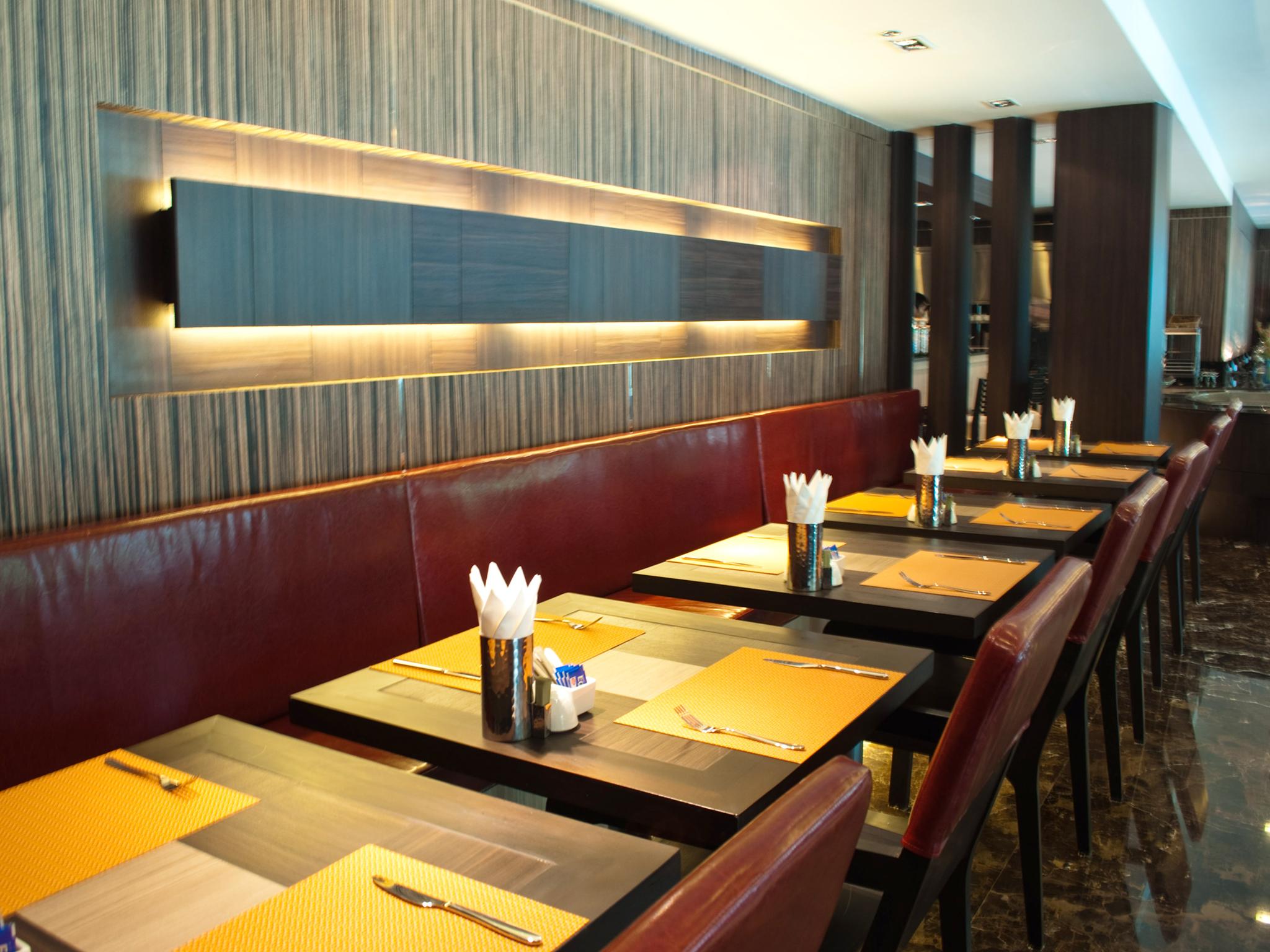 Kingston Suites Bangkok Dış mekan fotoğraf